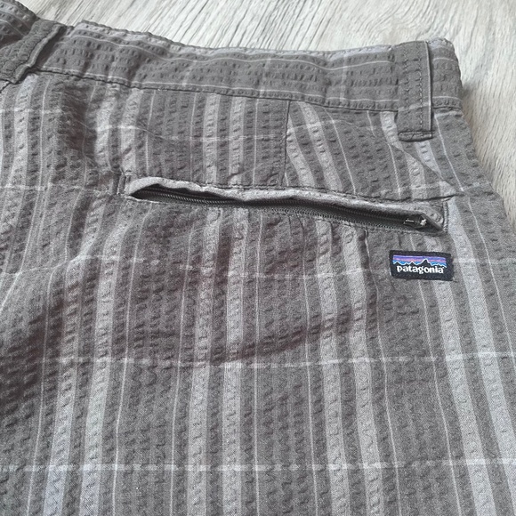 PATAGONIA ORGANIC COTTON BLEND PLAID SHORTS MEN'S Size 34 Waist Gray - Picture 4 of 4